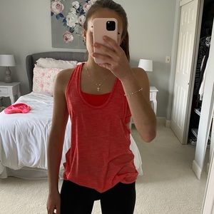 Lululemon tanktop with built in sports bra